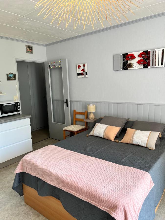 Apartmán Aux Hameaux Des Thermes Bagnoles de l'Orne Normandie Exteriér fotografie
